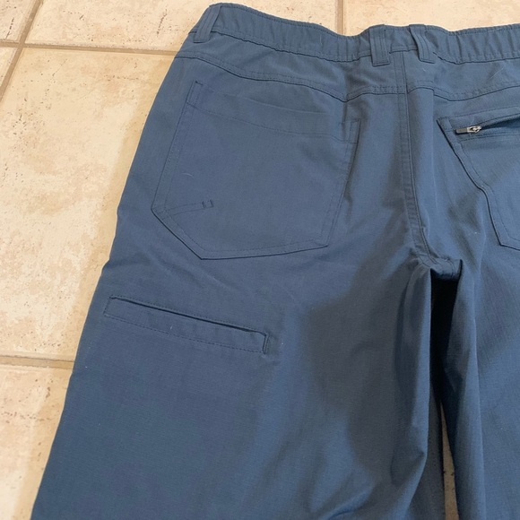 BC Clothing Co. Men's Outdoor/Travel Shorts - Size 34 - Navy Blue - Picture 2 of 7